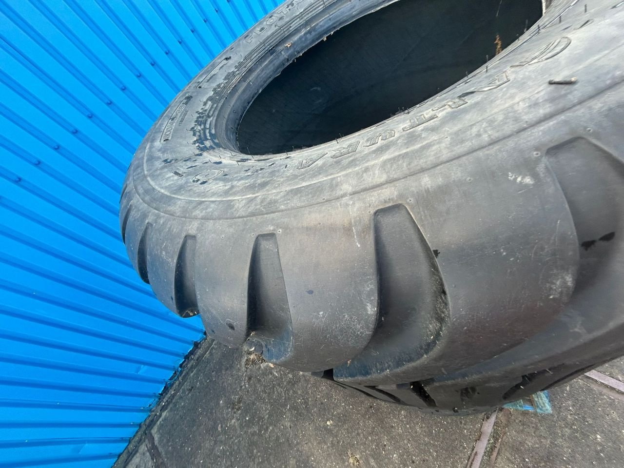 Reifen des Typs Altura 800/45R26.5 Banden, Gebrauchtmaschine in Joure (Bild 8)
