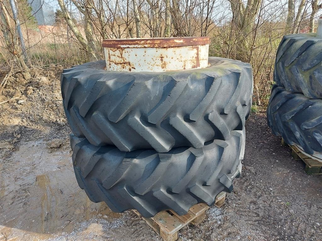 Reifen typu AP 20,8X38 M/ 4 låse pr. side, Gebrauchtmaschine v Nykøbing M (Obrázek 2)