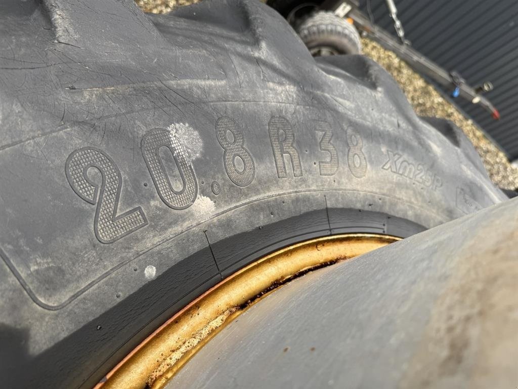 Reifen typu AP 20,8X38, Gebrauchtmaschine v Hadsten (Obrázek 4)