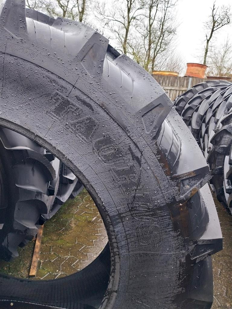 Reifen tipa AP 20,8x42 Taurus Point 8 20.8R42, Gebrauchtmaschine u Danmark (Slika 3)