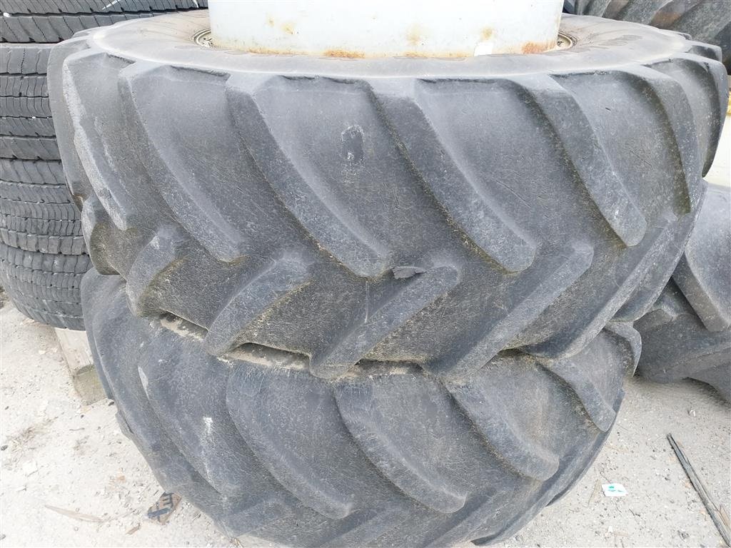 Reifen des Typs AP 480/65R28, Gebrauchtmaschine in Danmark (Bild 2)
