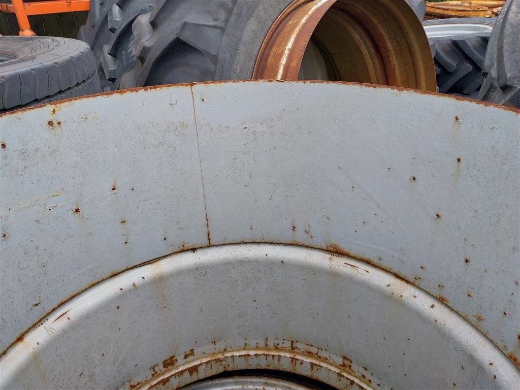 Reifen des Typs AP 480/65R28, Gebrauchtmaschine in Danmark (Bild 4)