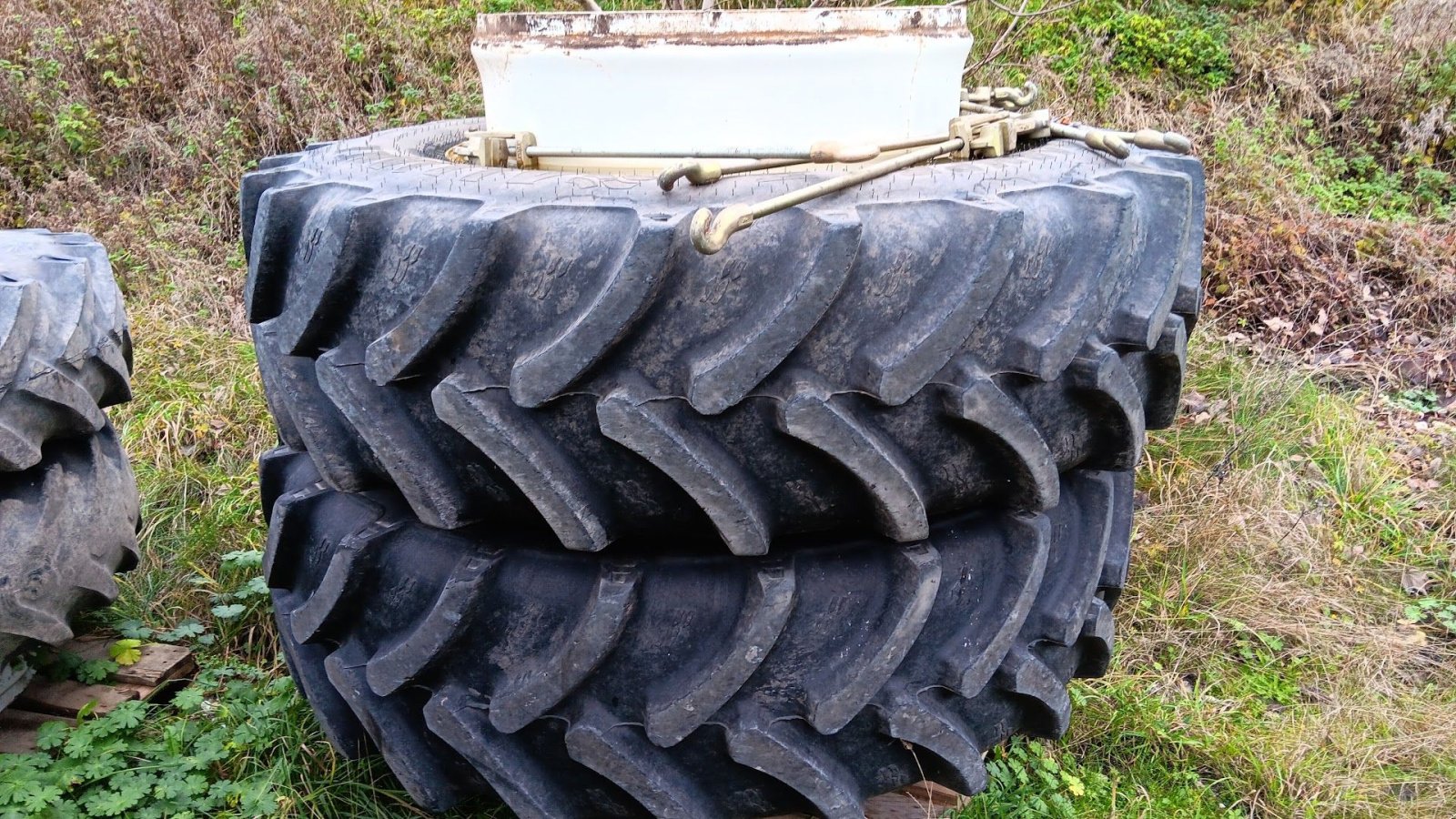 Reifen des Typs AP 520/85R42 520/85-42-38, Gebrauchtmaschine in Thisted (Bild 1)