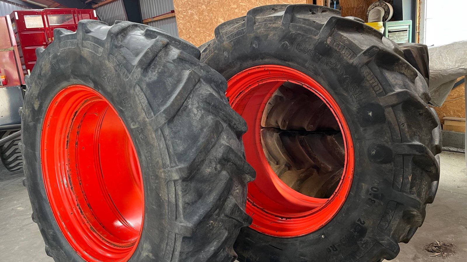 Reifen des Typs AP 520/85R42, Gebrauchtmaschine in Vejle (Bild 1)