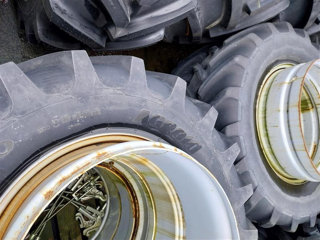 Reifen des Typs AP 540/65R30 Komplet AP Tvillinghjul med overgang til 28", Gebrauchtmaschine in Danmark (Bild 3)