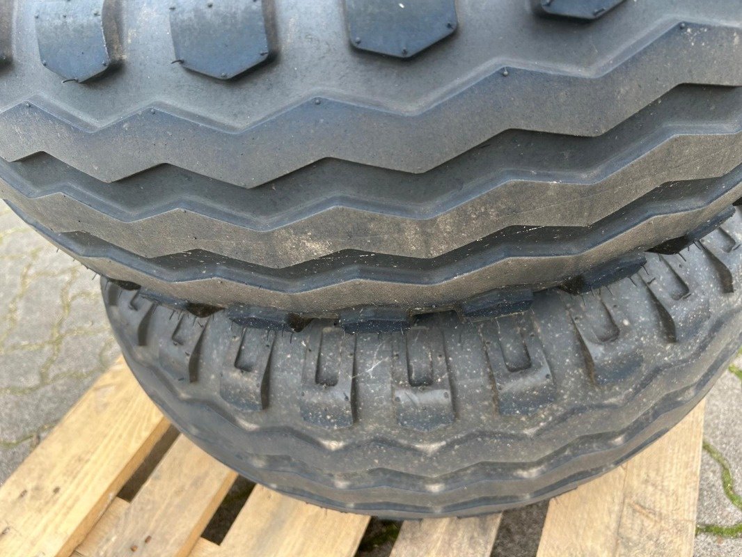 Reifen typu BKT 11.5/80-15.3 - 2 Stück, Neumaschine v Sittensen (Obrázek 3)
