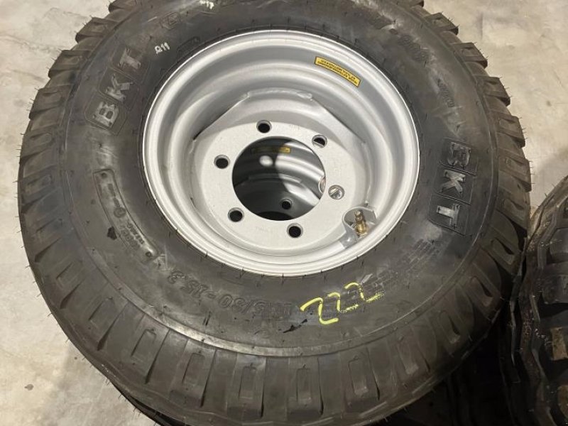 Reifen от тип BKT 11.5/80-15.3, Gebrauchtmaschine в Randers SV