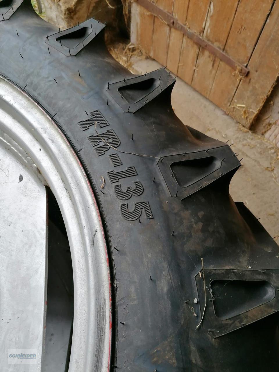 Reifen des Typs BKT 12.4-36 TR135, Gebrauchtmaschine in Herrenberg - Gueltstein (Bild 2)