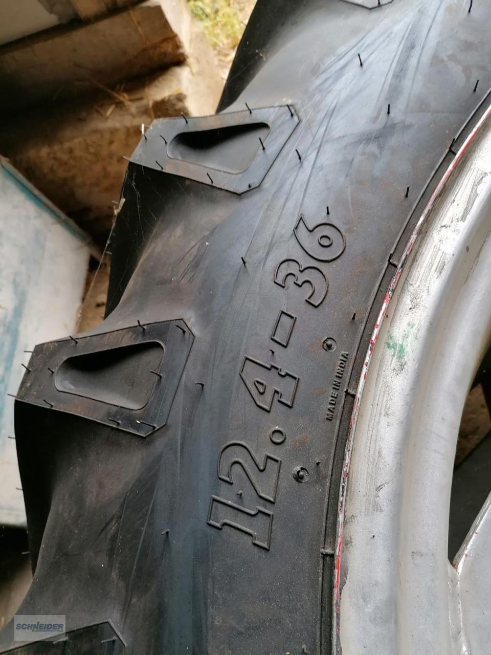 Reifen des Typs BKT 12.4-36 TR135, Gebrauchtmaschine in Herrenberg - Gueltstein (Bild 3)