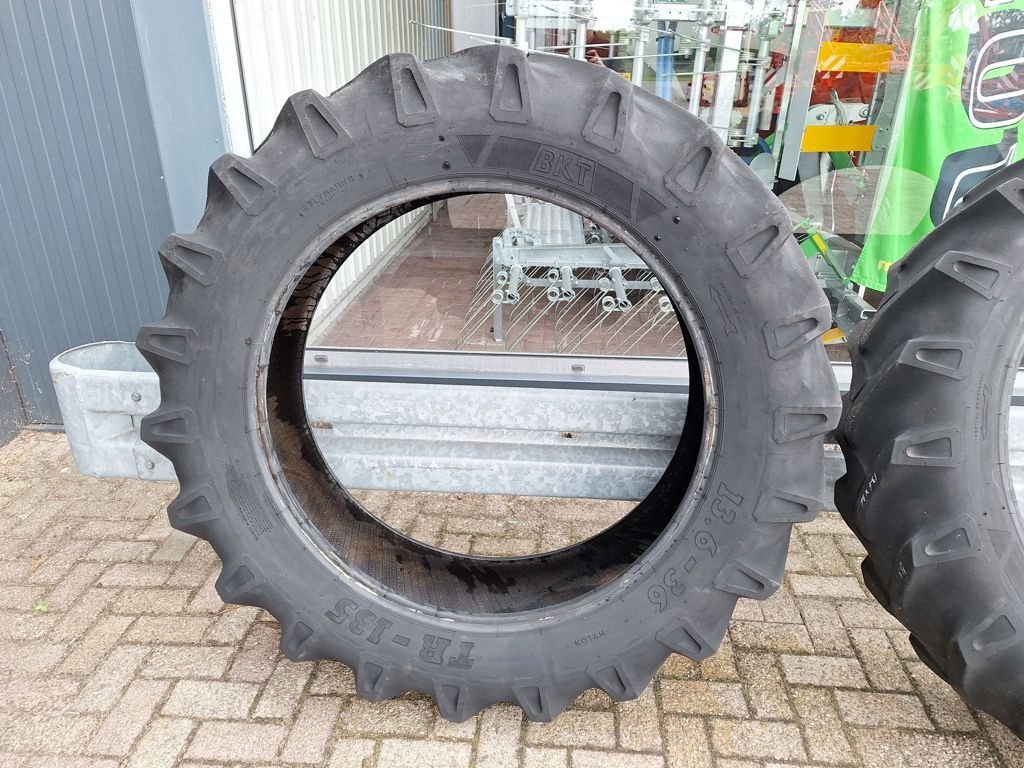 Reifen typu BKT 13.6-36 TR-135, Gebrauchtmaschine v MARIENHEEM (Obrázek 3)
