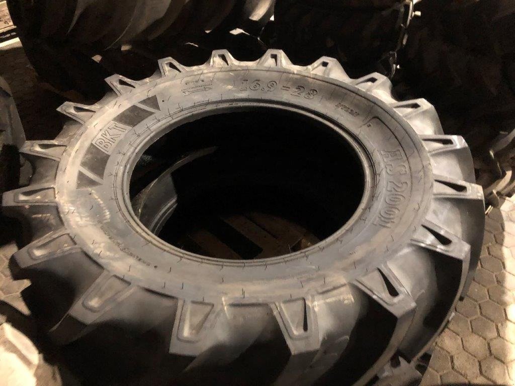 Reifen des Typs BKT 16.9-28 (480/70-28) 2 stk., Gebrauchtmaschine in Tinglev (Bild 1)