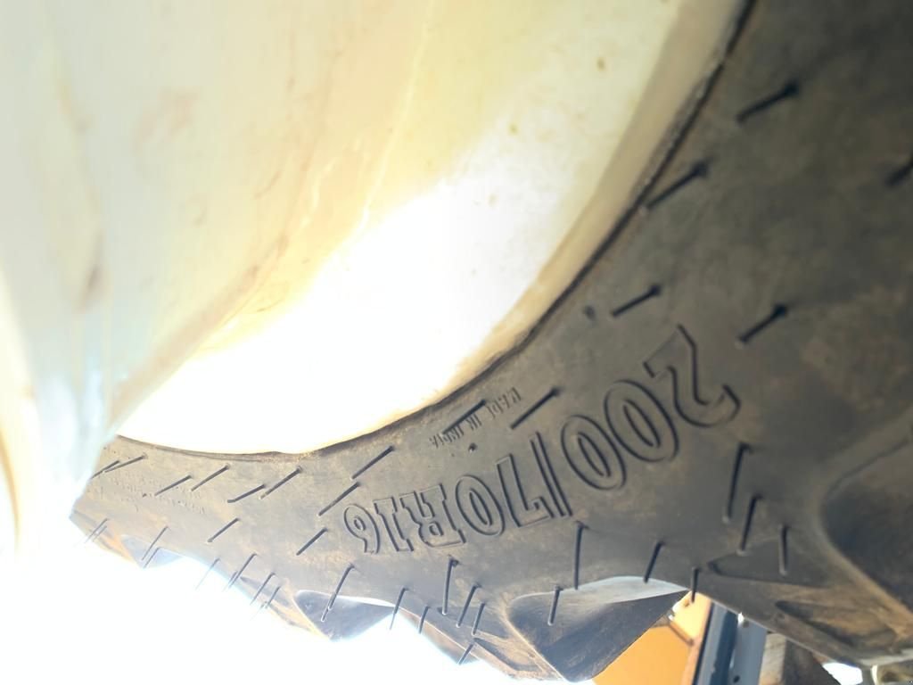 Reifen des Typs BKT 200/70R16, Gebrauchtmaschine in Wierden (Bild 5)