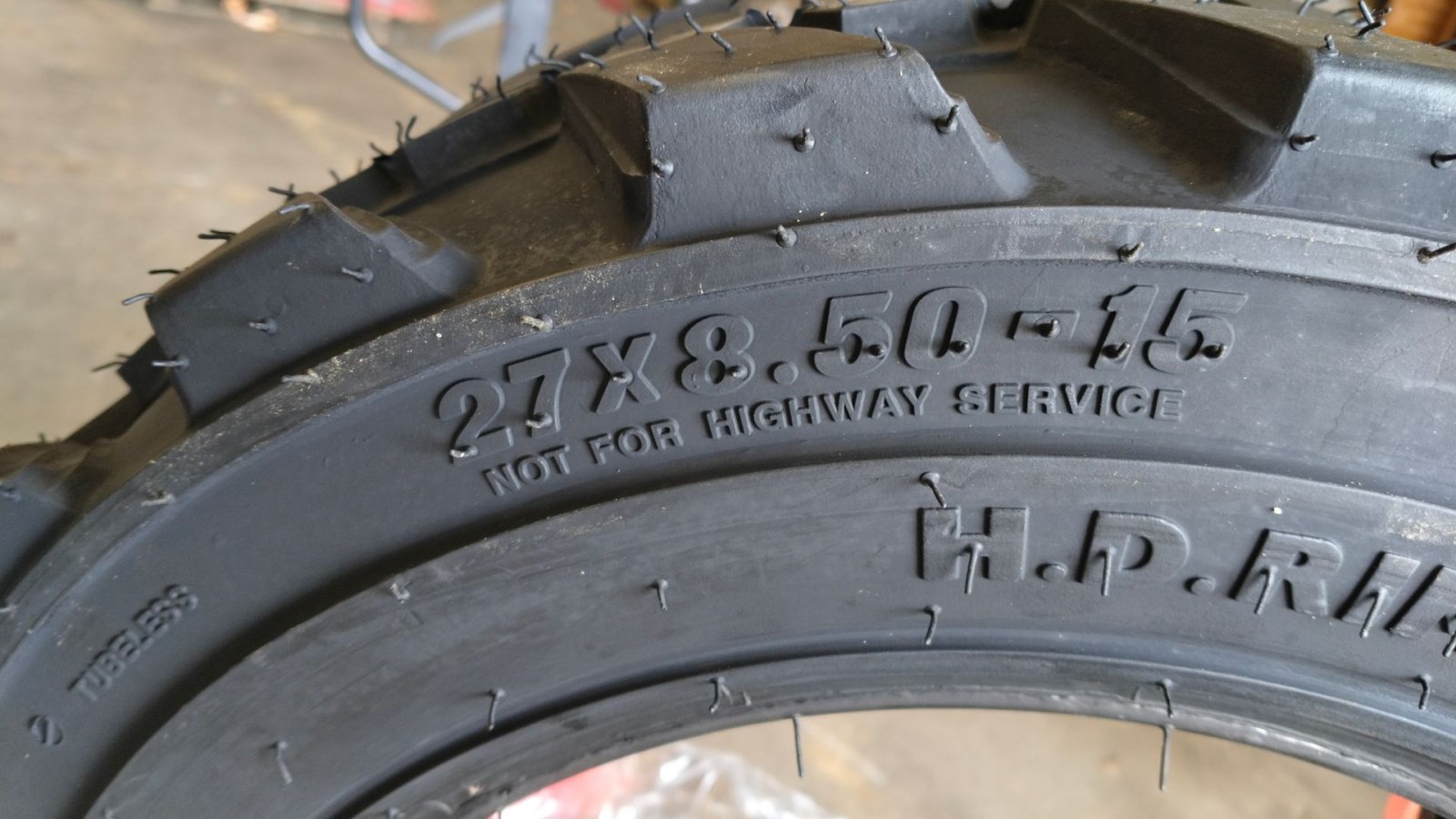 Reifen des Typs BKT 27x8.50-15/8 TL SP-HD Truckdæk, Gebrauchtmaschine in Egtved (Bild 7)