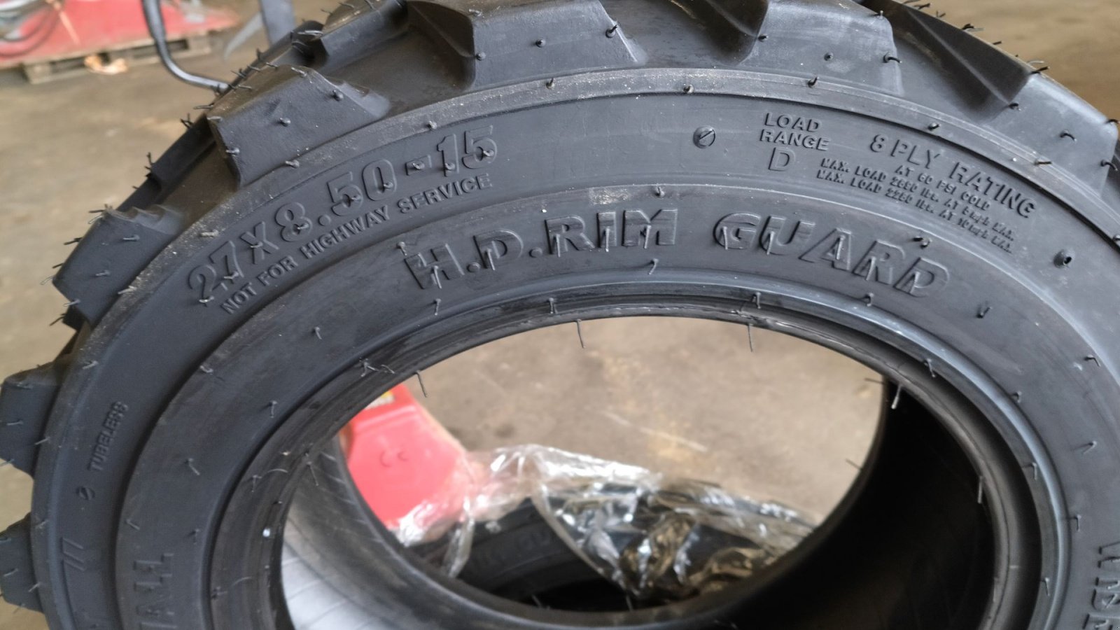 Reifen des Typs BKT 27x8.50-15/8 TL SP-HD Truckdæk, Gebrauchtmaschine in Egtved (Bild 5)