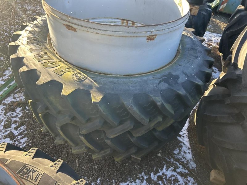 Reifen des Typs BKT 380/90R46, Gebrauchtmaschine in Randers SV (Bild 1)