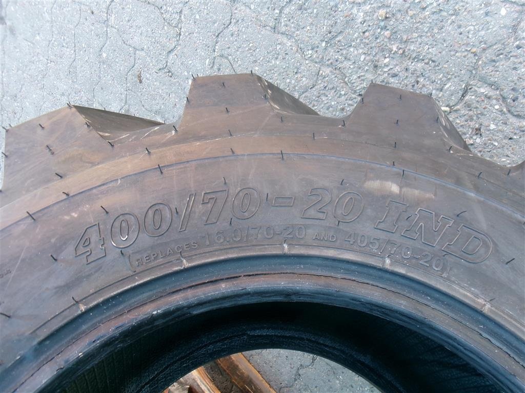 Reifen typu BKT 400/70-20, Gebrauchtmaschine v Ribe (Obrázek 4)