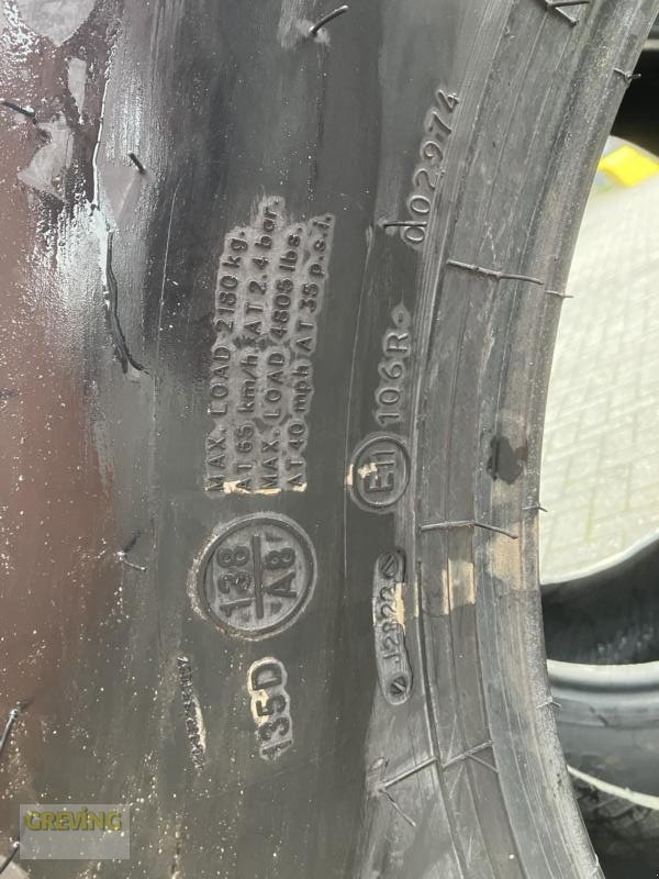 Reifen des Typs BKT 420/65 R28, Neumaschine in Nottuln (Bild 5)