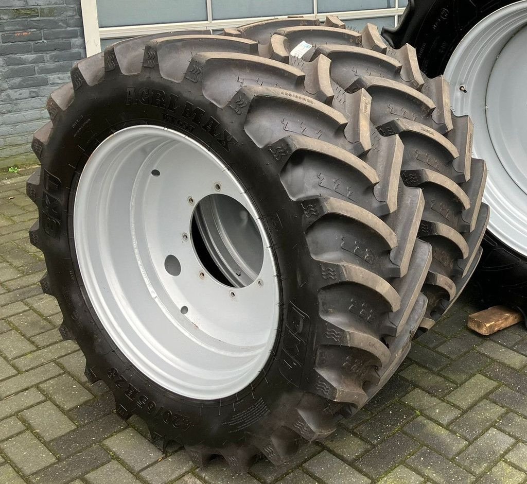 Reifen typu BKT 420/65R28, Gebrauchtmaschine v Wierden (Obrázek 1)