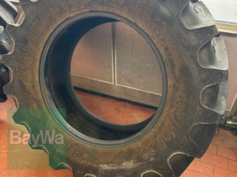 BKT 420/70R28 AGRI MAX, Vorführmaschine, Baujahr: 2020 (Bild 1) Reifen des Typs BKT 420/70R28 AGRI MAX, Vorführmaschine in Nufringen (Bild 1)