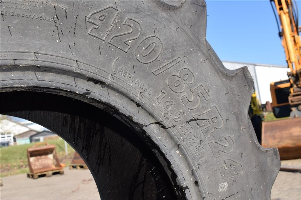 Reifen typu BKT 420/85R24, Gebrauchtmaschine v Fredensborg (Obrázek 4)