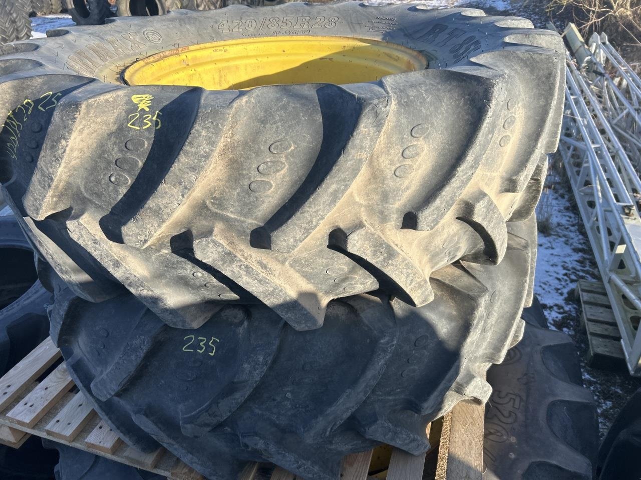 Reifen типа BKT 420/85R28, Gebrauchtmaschine в Randers SV (Фотография 2)