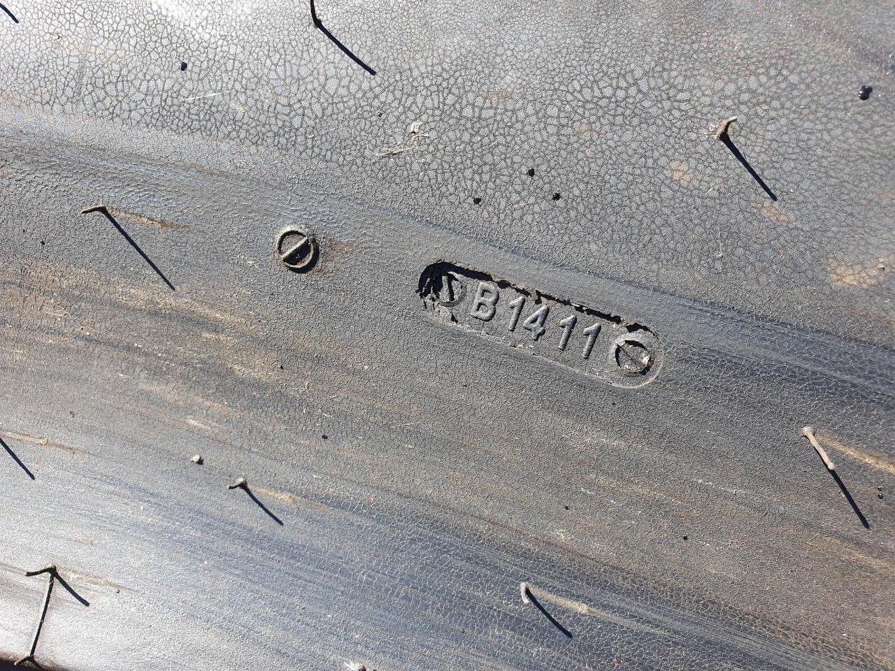 Reifen des Typs BKT 420/85R30, Gebrauchtmaschine in Zweibrücken (Bild 3)