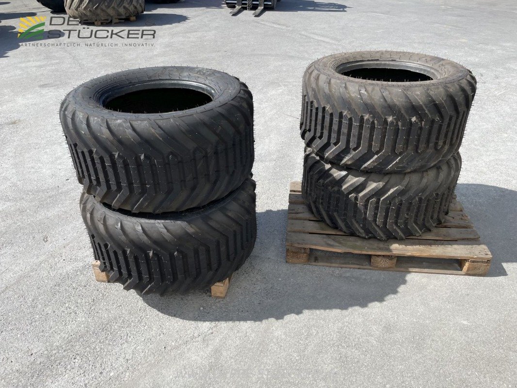 Reifen des Typs BKT 500/45-22.5 Flotation 558, Neumaschine in Rietberg (Bild 2)