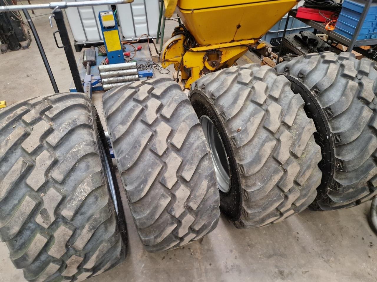 Reifen des Typs BKT 500/60R22,5, Gebrauchtmaschine in Jelling (Bild 1)