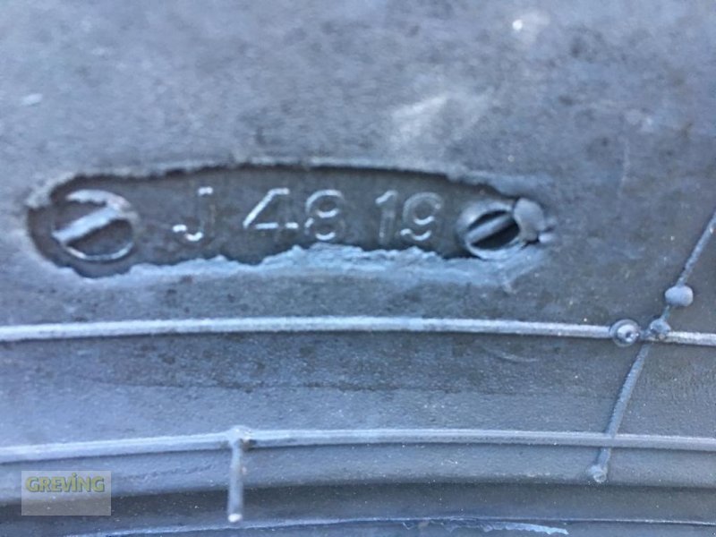 Reifen des Typs BKT 520/70 R 38, Neumaschine in Nottuln (Bild 7)
