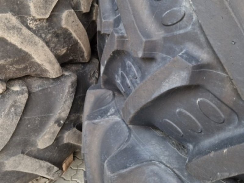 Reifen typu BKT 520/85R42", Gebrauchtmaschine v Thisted (Obrázek 1)