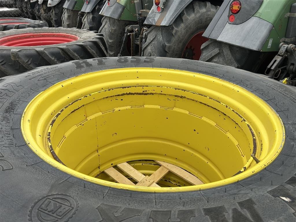 Reifen typu BKT 520/85R42-42, Gebrauchtmaschine v Rødekro (Obrázek 2)