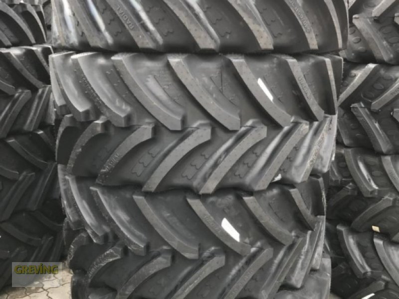 Reifen des Typs BKT 540/65 R30, Neumaschine in Nottuln (Bild 8)