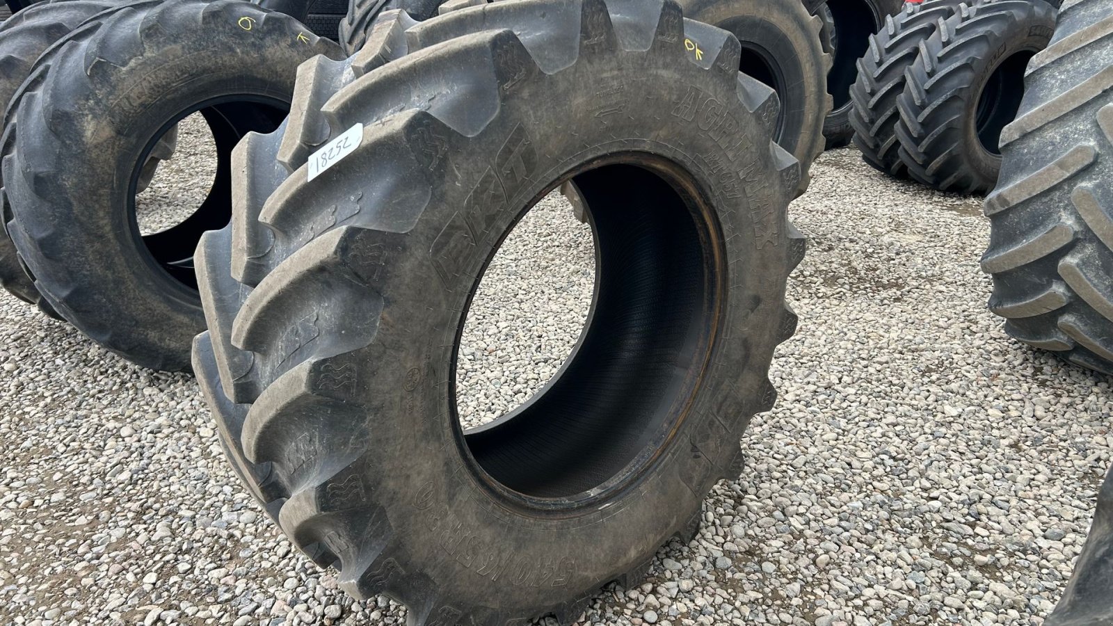 Reifen del tipo BKT 540/65R30, Gebrauchtmaschine In Rødekro (Immagine 1)