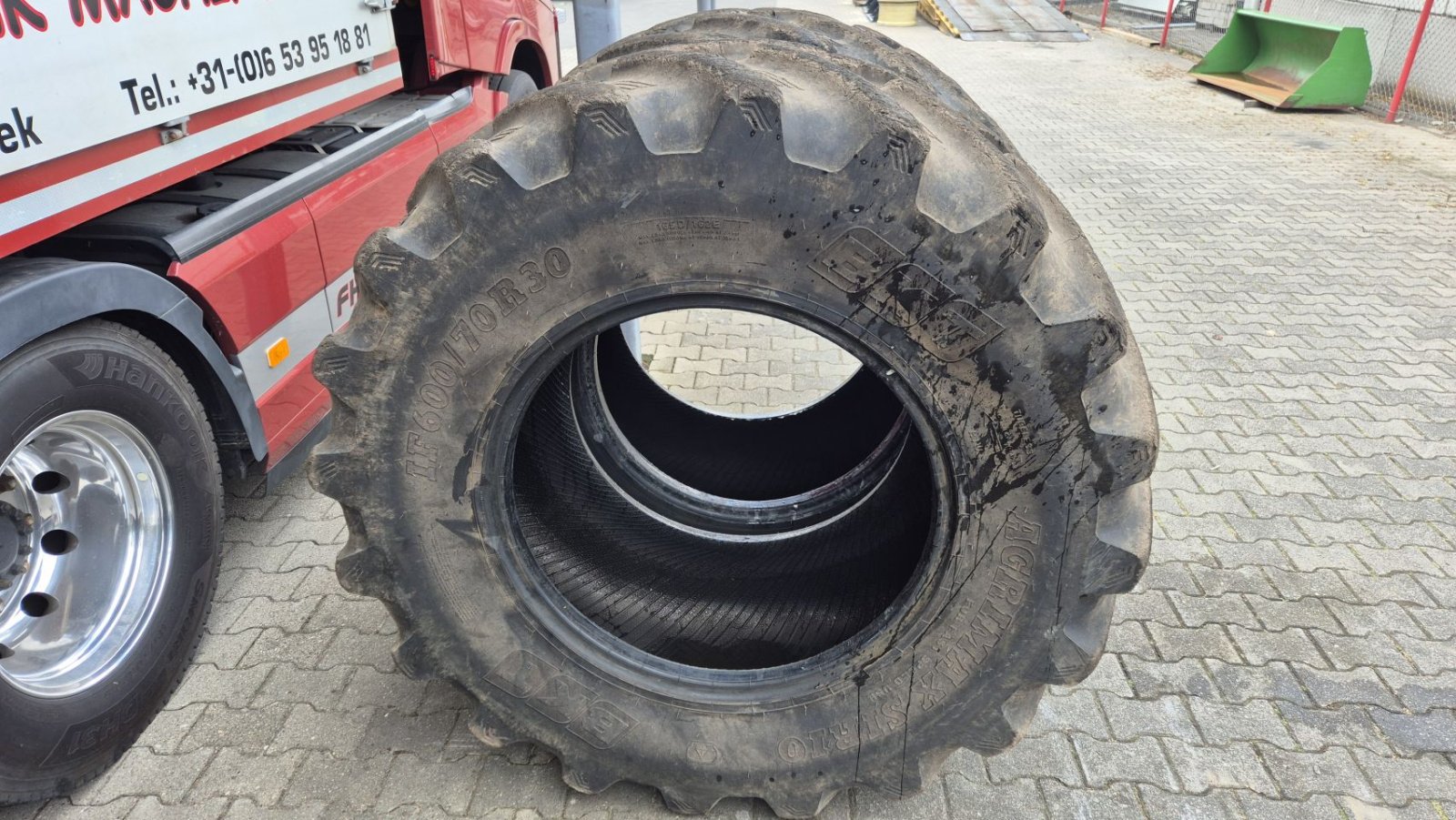 Reifen des Typs BKT 600/70R30 AgriMaxSirio 27mm, Gebrauchtmaschine in Schoonebeek (Bild 3)