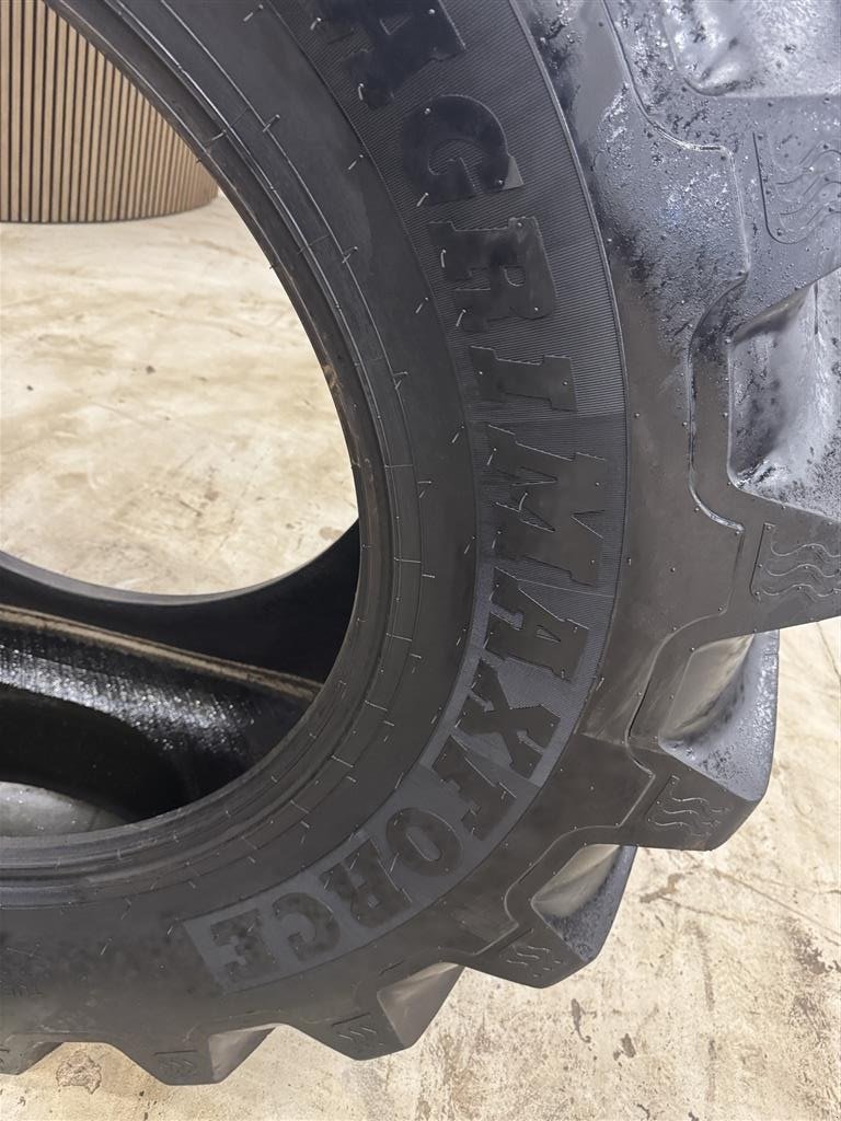 Reifen des Typs BKT 650/65 R34, Gebrauchtmaschine in Haderup (Bild 5)