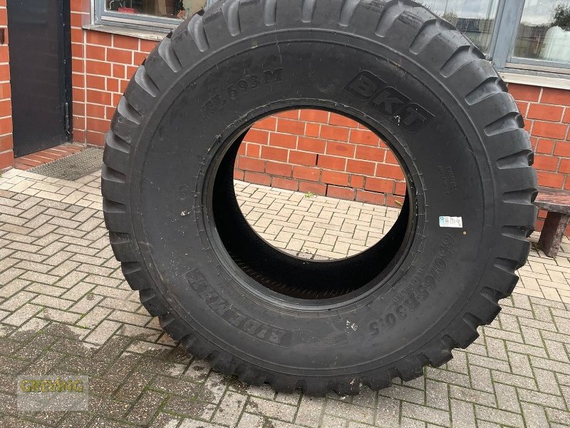 Reifen типа BKT 650/65R30,5, Neumaschine в Nottuln (Фотография 1)