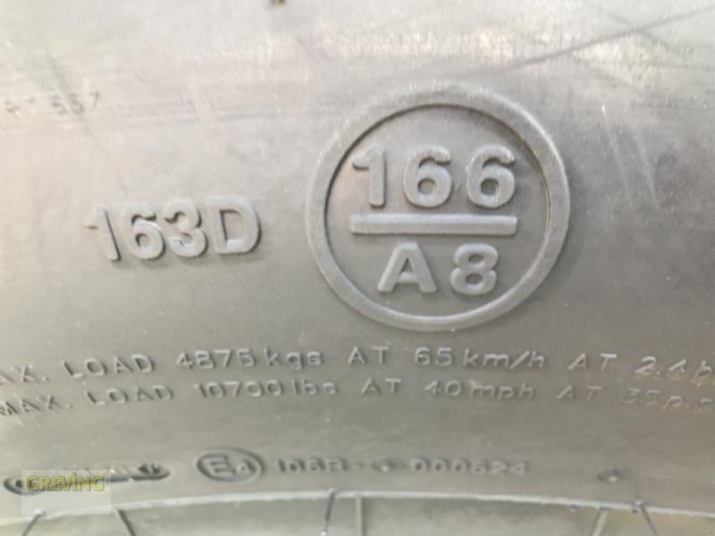 Reifen des Typs BKT 650/65R38, Neumaschine in Nottuln (Bild 8)