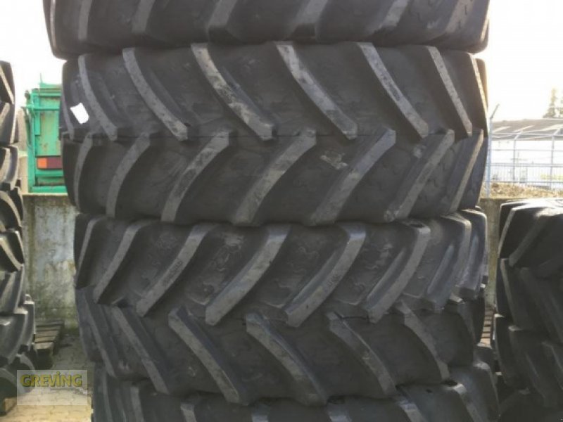 Reifen typu BKT 710/70 R 42, Neumaschine v Nottuln (Obrázek 1)