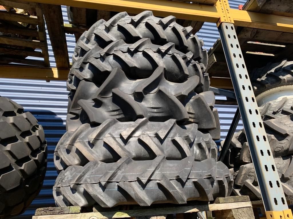 Reifen des Typs BKT 7.50-16, Gebrauchtmaschine in Wierden (Bild 1)