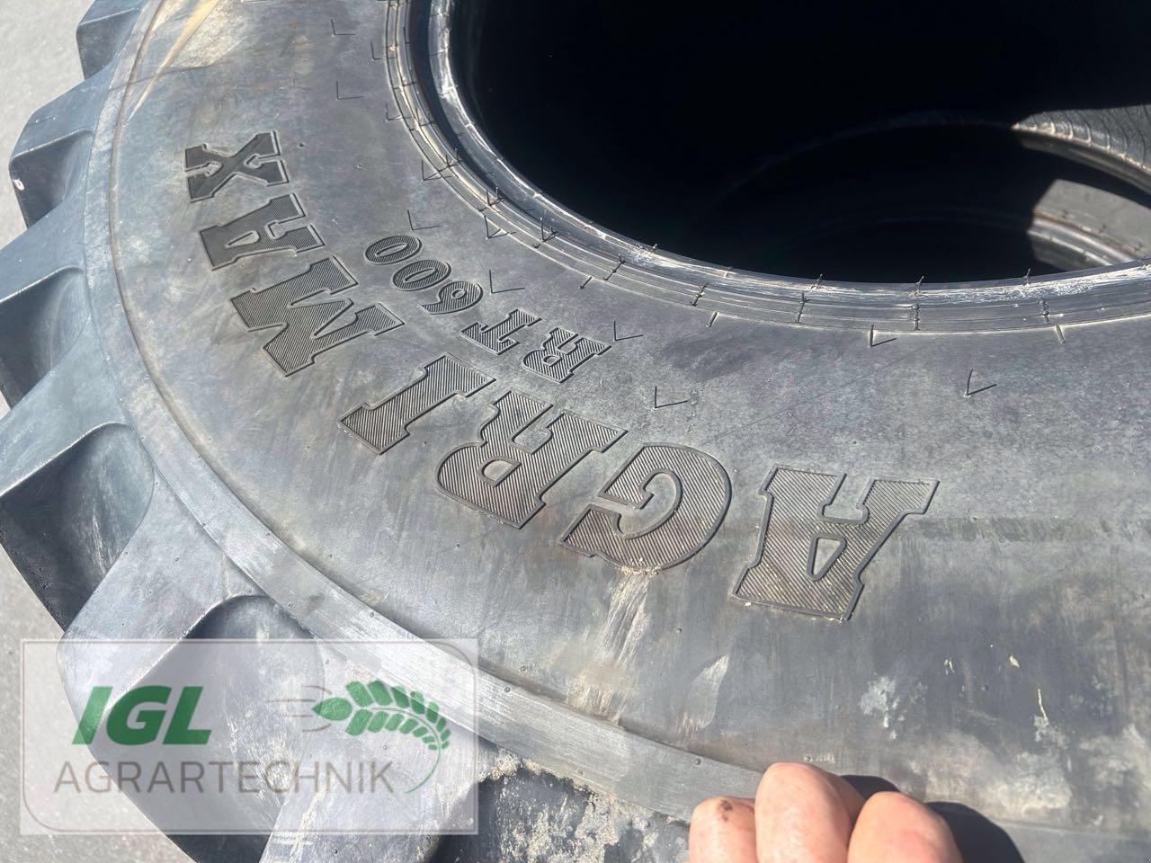 Reifen za tip BKT 800/65R32, Gebrauchtmaschine u Nabburg (Slika 5)