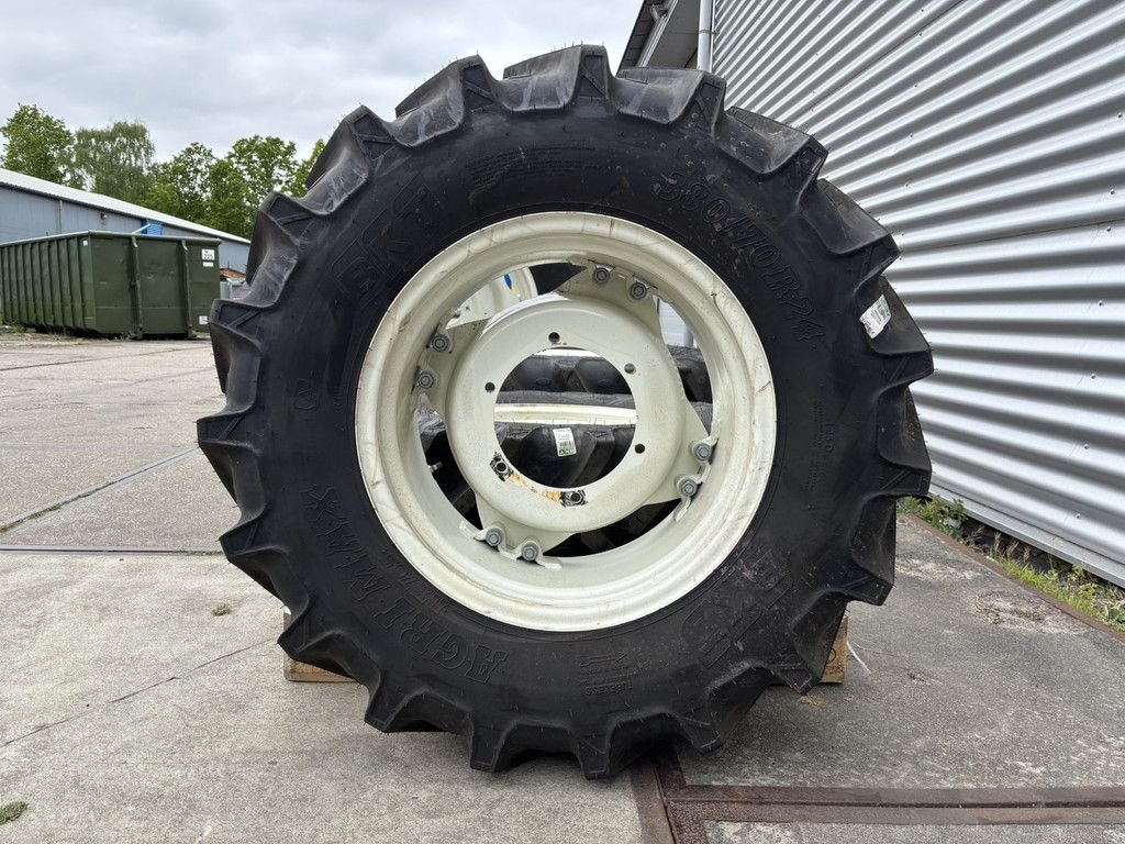Reifen za tip BKT Agrimax RT-765, Neumaschine u Wierden (Slika 7)