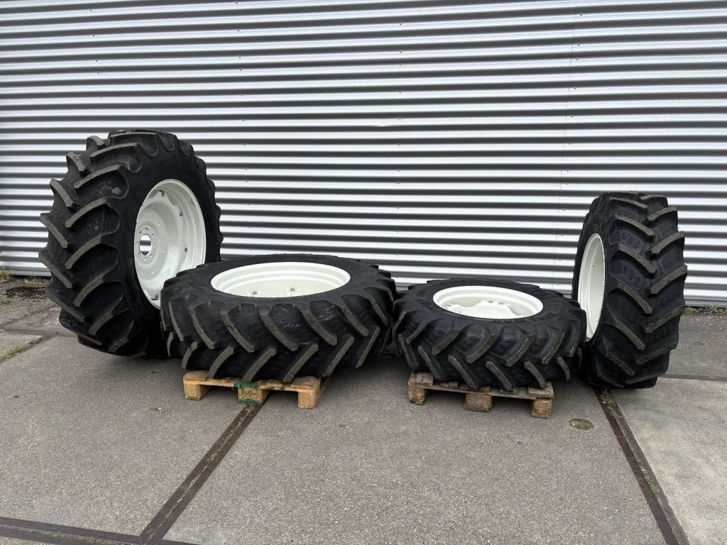 Reifen a típus BKT Agrimax RT-855, Neumaschine ekkor: Wierden (Kép 1)