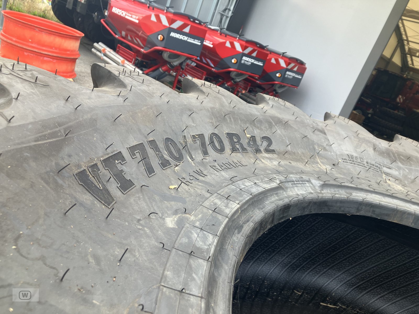 Reifen typu BKT VF 710/70 R42, Neumaschine v Zell an der Pram (Obrázek 3)