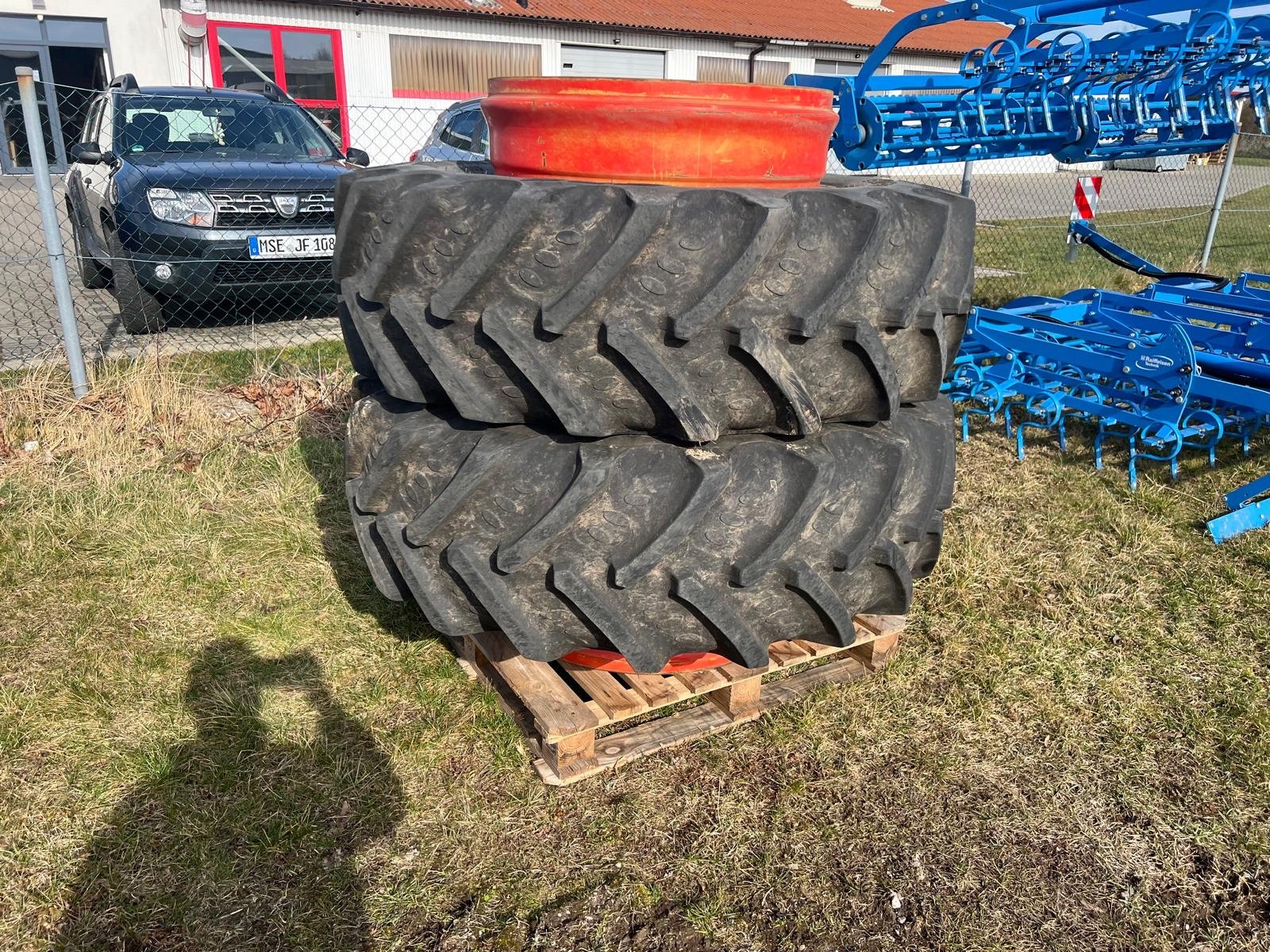 Reifen des Typs BKT Zwillinge 460/85R34+480/95R50, Gebrauchtmaschine in Woldegk (Bild 7)