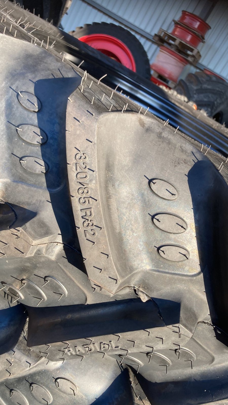 Reifen des Typs Bohnenkamp Satz BKT Pflegebereifung, Gebrauchtmaschine in Itzehoe (Bild 2)