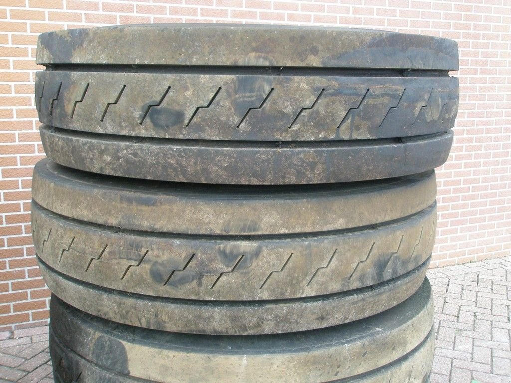 Reifen типа Bridgestone 16.00R25, Gebrauchtmaschine в Barneveld (Фотография 2)