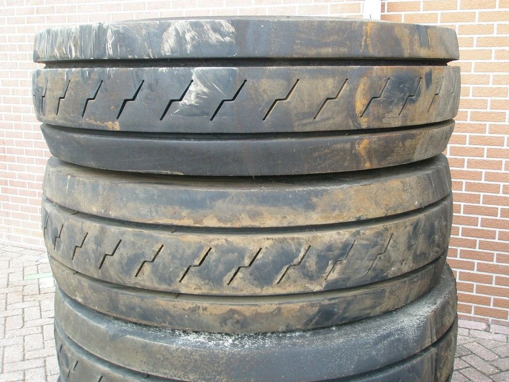 Reifen des Typs Bridgestone 16.00R25, Gebrauchtmaschine in Barneveld (Bild 3)