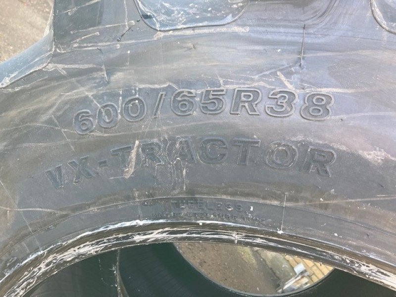 Reifen des Typs Bridgestone VX 600/65X38, Gebrauchtmaschine in Skærbæk (Bild 2)