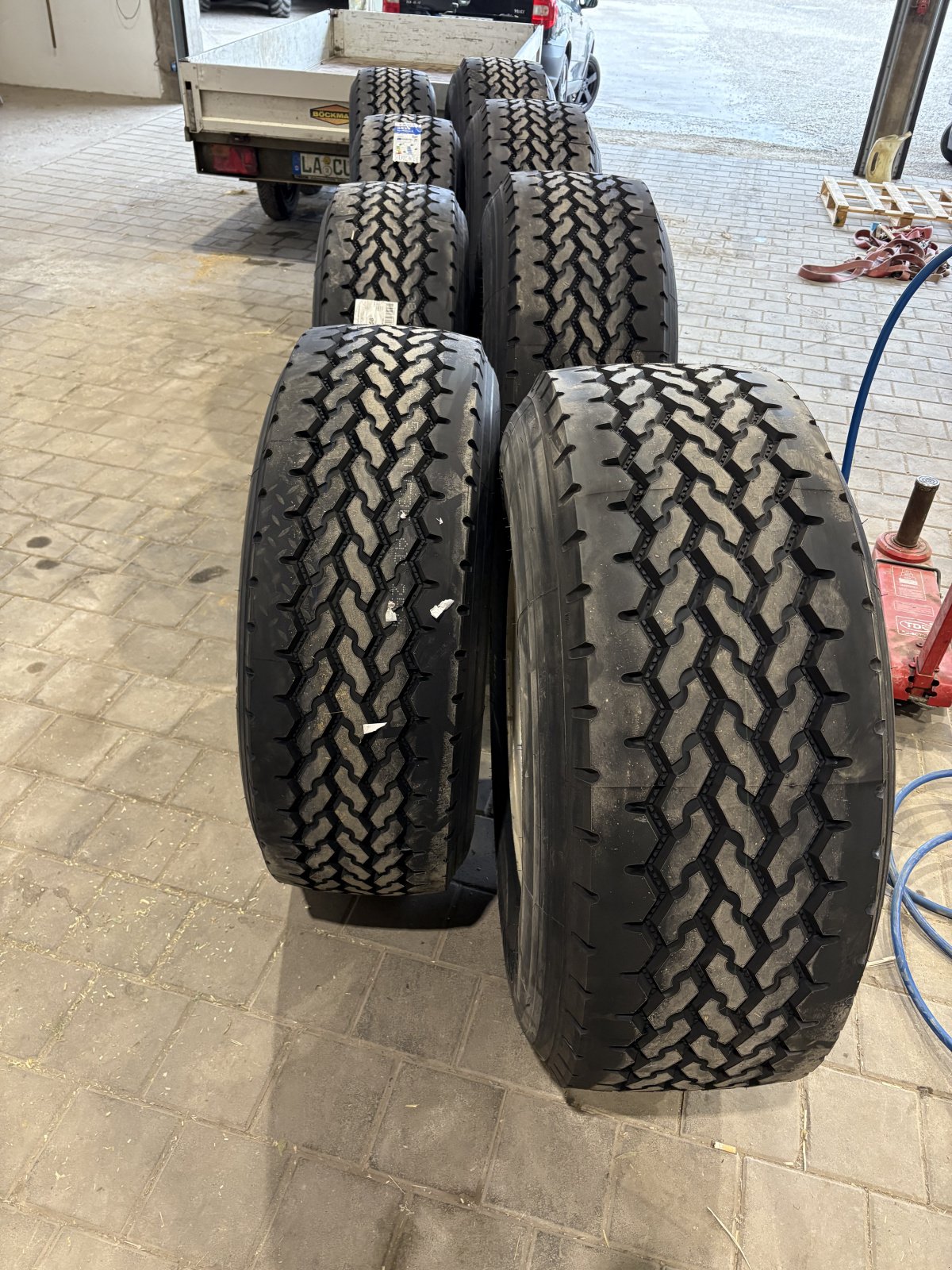 Reifen van het type Ceat 710 70 R38, Neumaschine in Bruckberg (Foto 11)