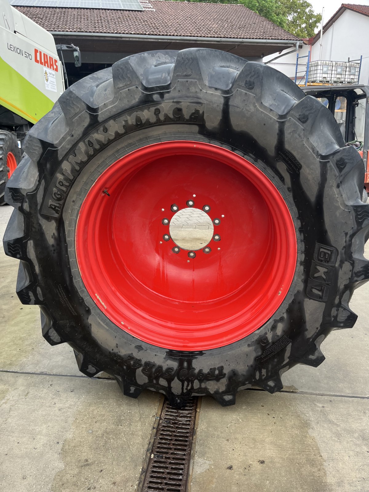 Reifen van het type Ceat 710 70 R38, Neumaschine in Bruckberg (Foto 15)